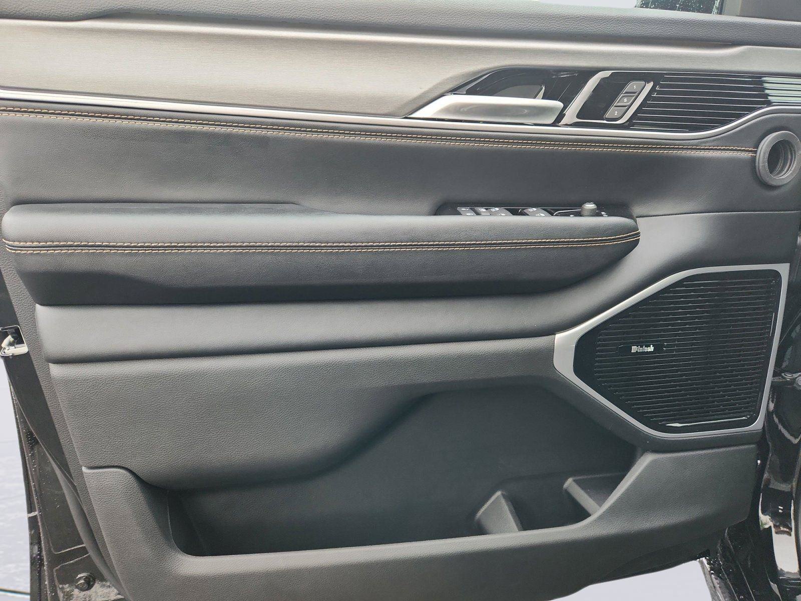 New 2026 Jeep Grand Wagoneer 4WD image 19