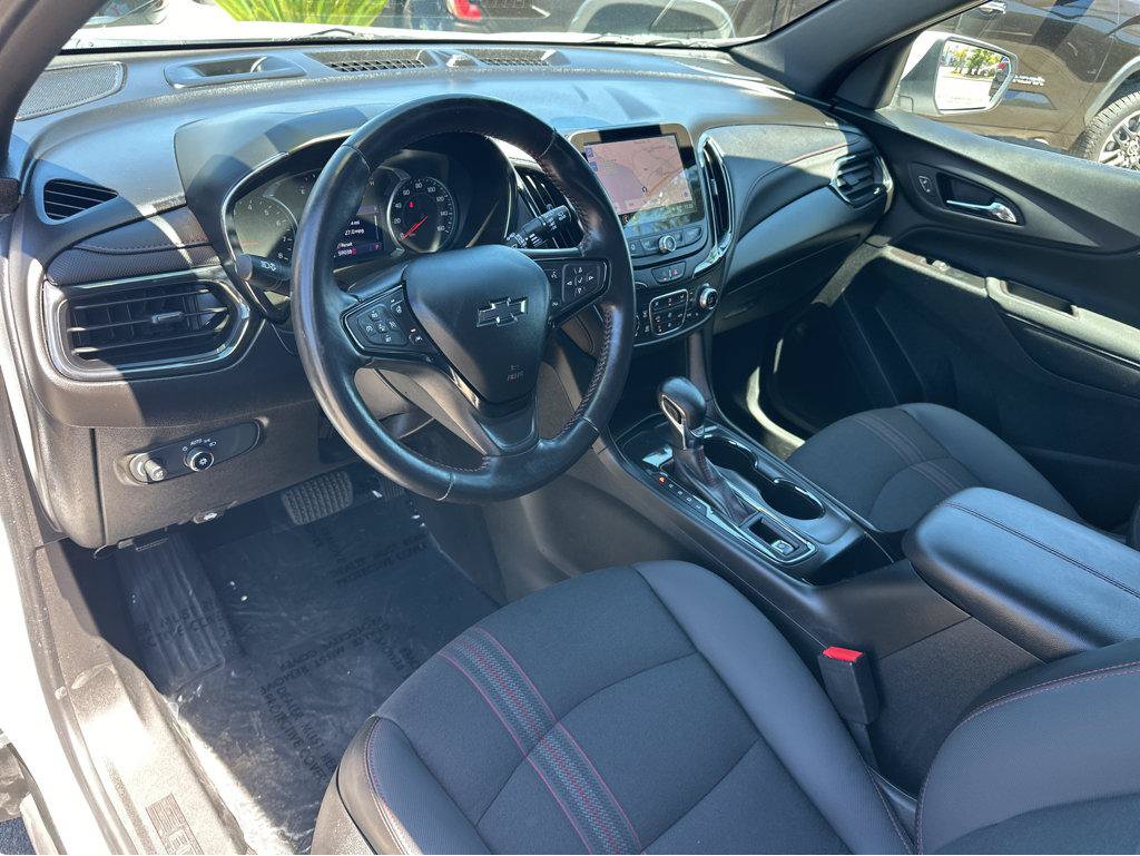 Used 2022 Chevrolet Equinox RS w/ Infotainment Package FWD image 16