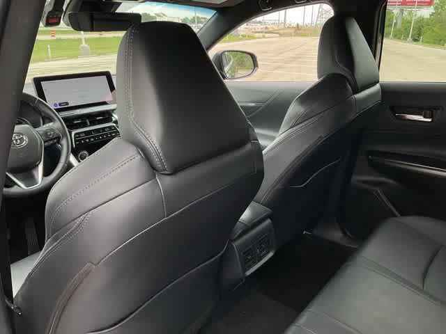 Certified 2024 Toyota Venza Nightshade AWD/4WD image 15