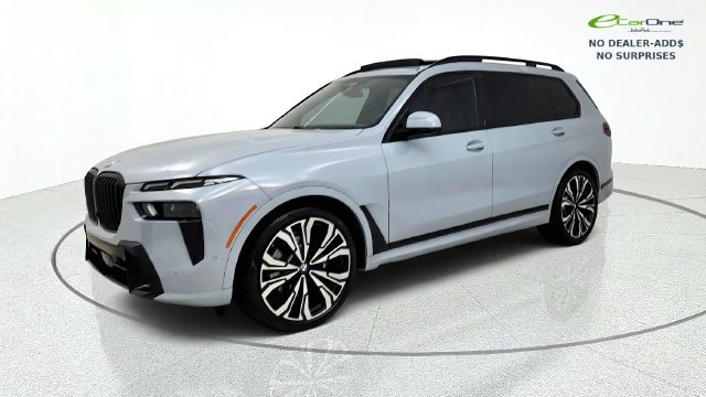 Used 2023 BMW X7 xDrive40i w/ Executive Package AWD/4WD image 4