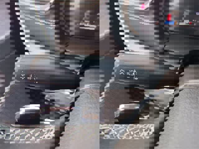 New 2025 Jeep Grand Cherokee L Limited image 27