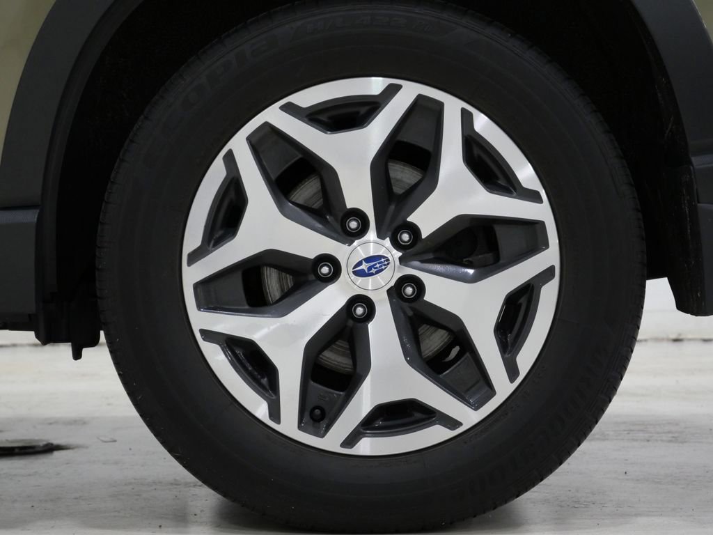 Used 2023 Subaru Forester Premium AWD/4WD image 10