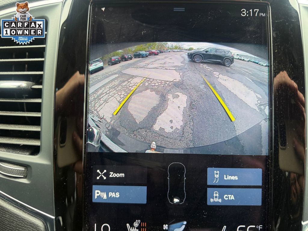 Used 2020 Volvo XC90 T5 Momentum w/ Protection Package Premier AWD/4WD image 13