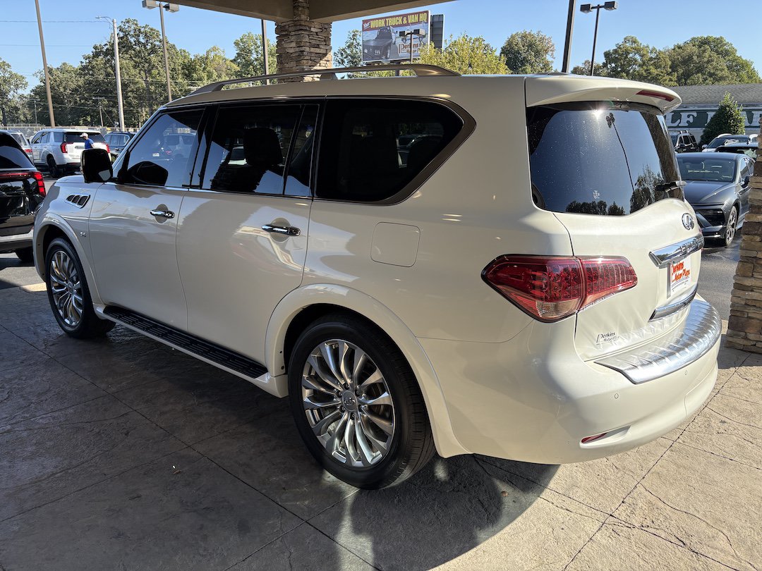 Used 2016 INFINITI QX80 4WD w/ 22" Wheel Package image 8