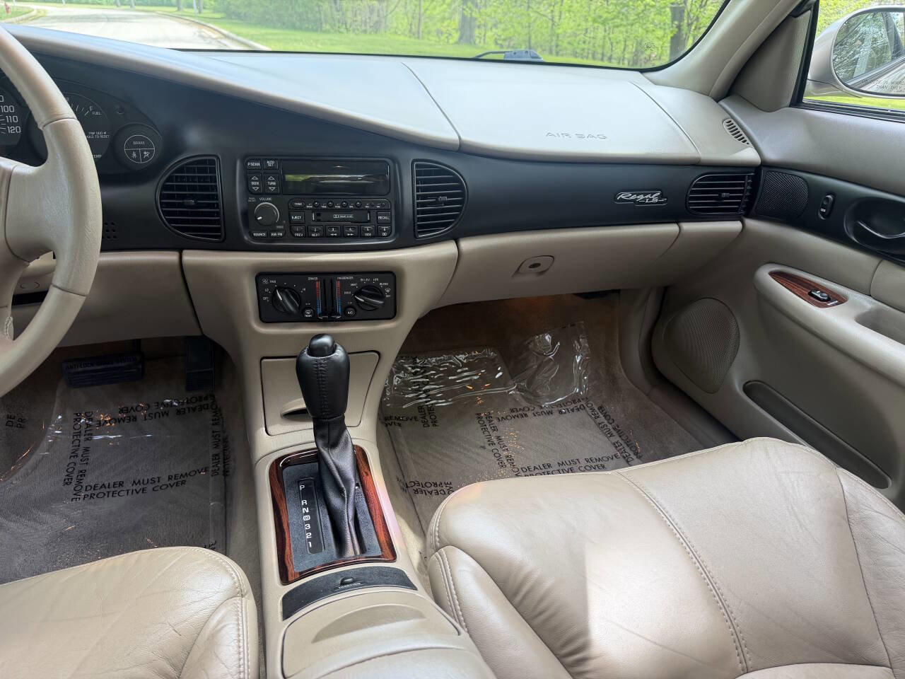 Used 2000 Buick Regal LS w/ Luxury Pkg FWD image 17