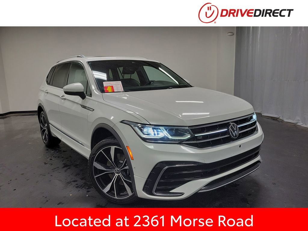 Used 2023 Volkswagen Tiguan SEL R-Line image 1