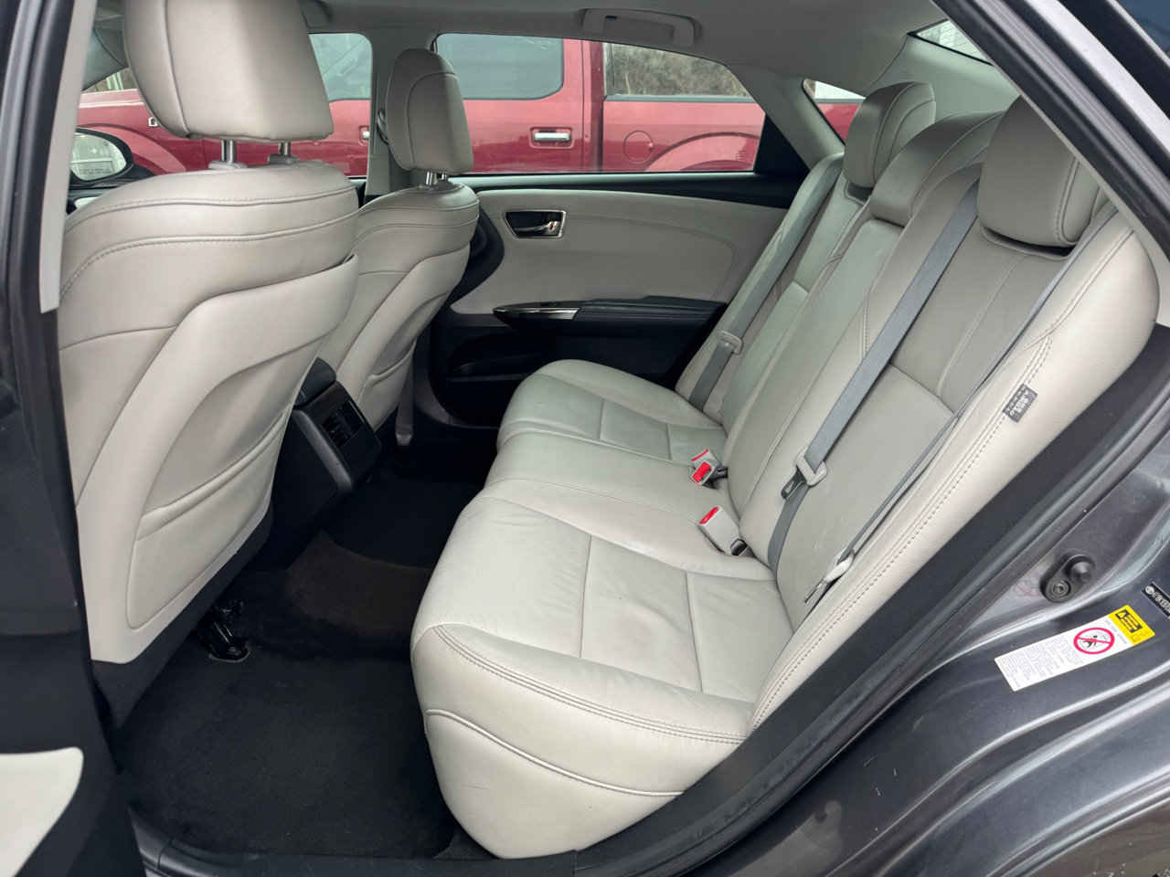 Used 2014 Toyota Avalon Limited image 24