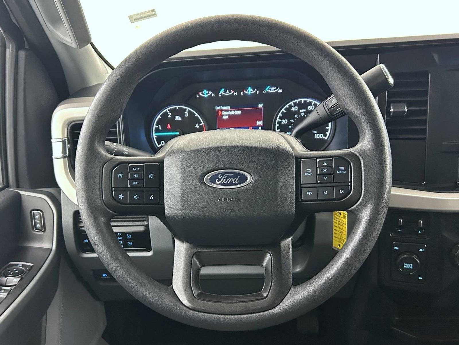 Used 2024 Ford F250 XLT image 11