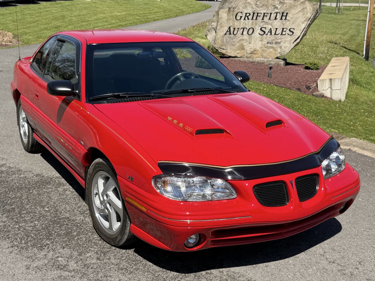 Used 1996 Pontiac Grand Am SE FWD image 12