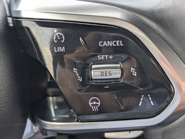 Used 2026 Jaguar F-PACE R-Dynamic S image 24