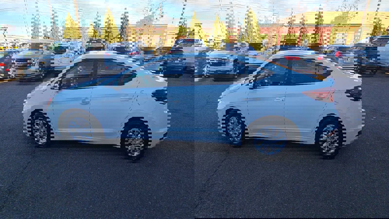 Used 2020 Hyundai Elantra SE w/ Cargo Package (C1) image 5