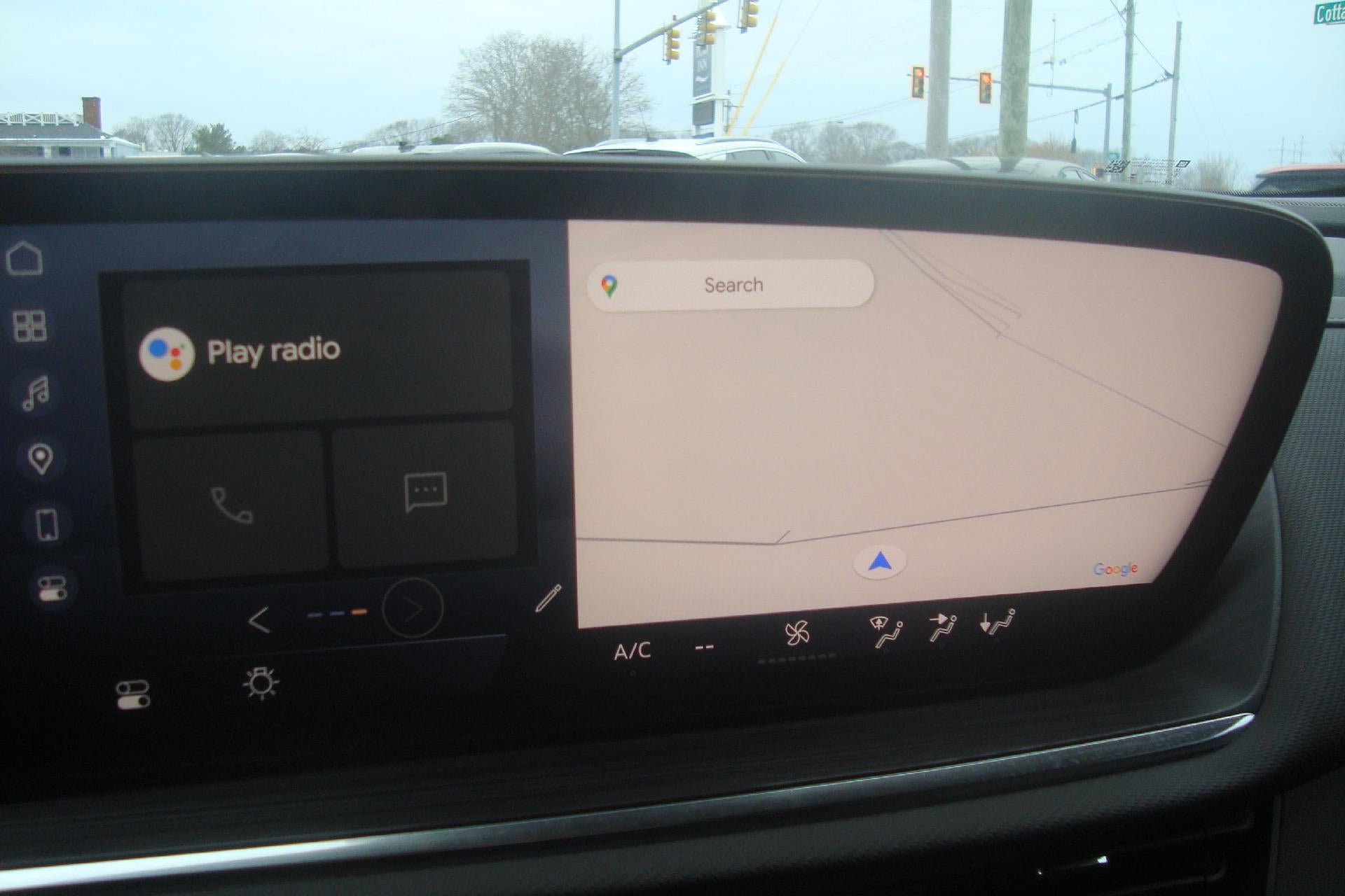 Used 2025 Buick Envision Preferred image 18