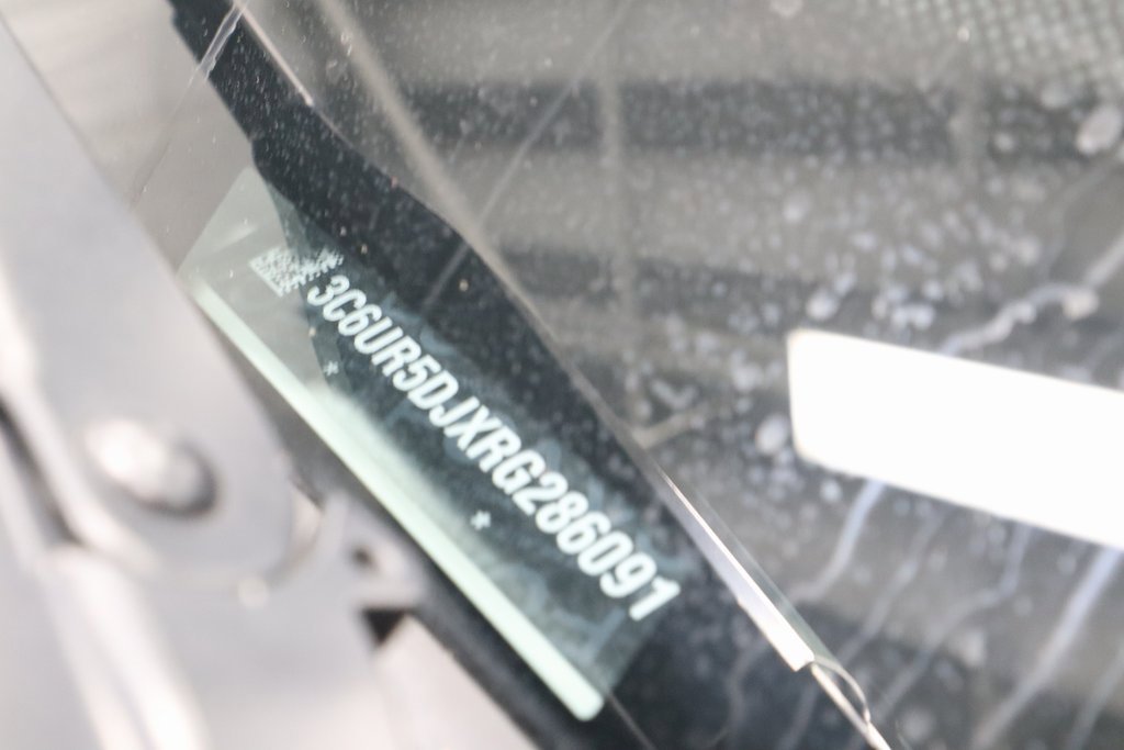 Used 2024 RAM 2500 Big Horn image 32