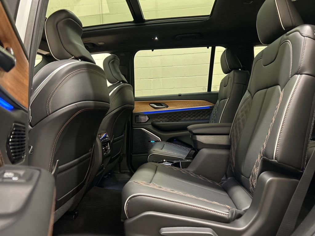 New 2026 Jeep Grand Cherokee L Summit AWD/4WD image 8