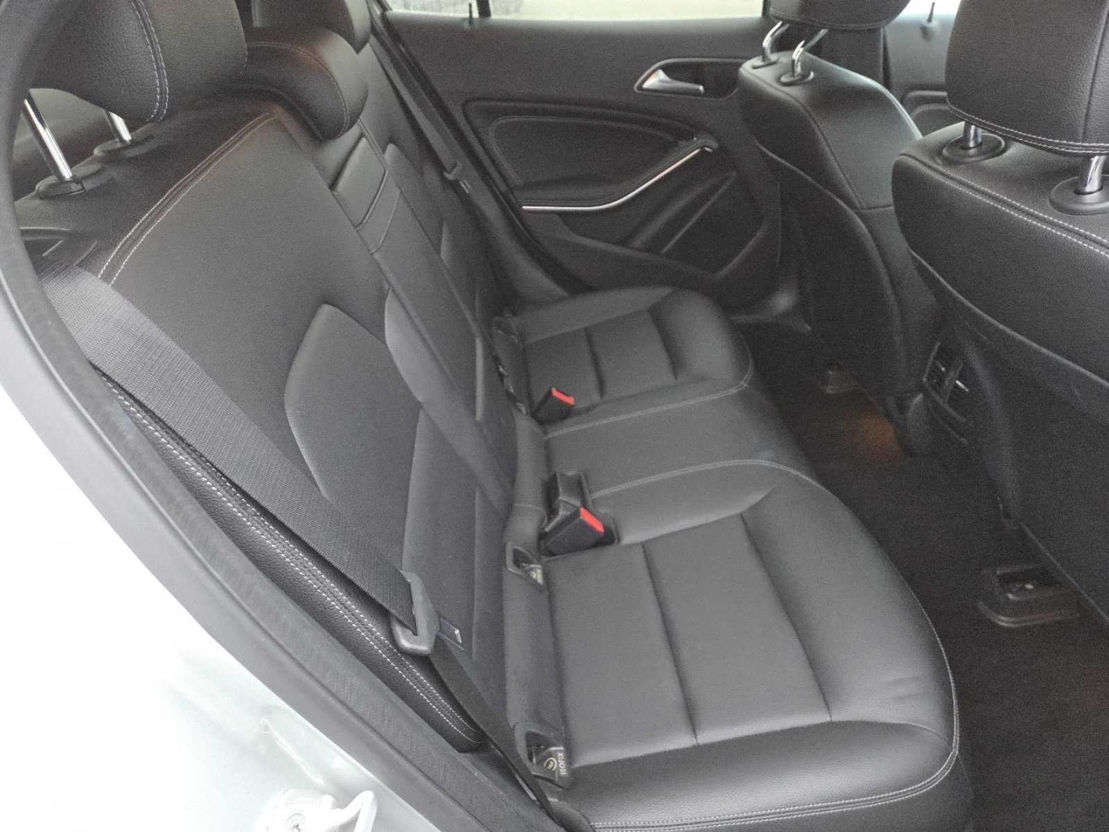 Used 2017 Mercedes-Benz GLA 250 4MATIC image 19