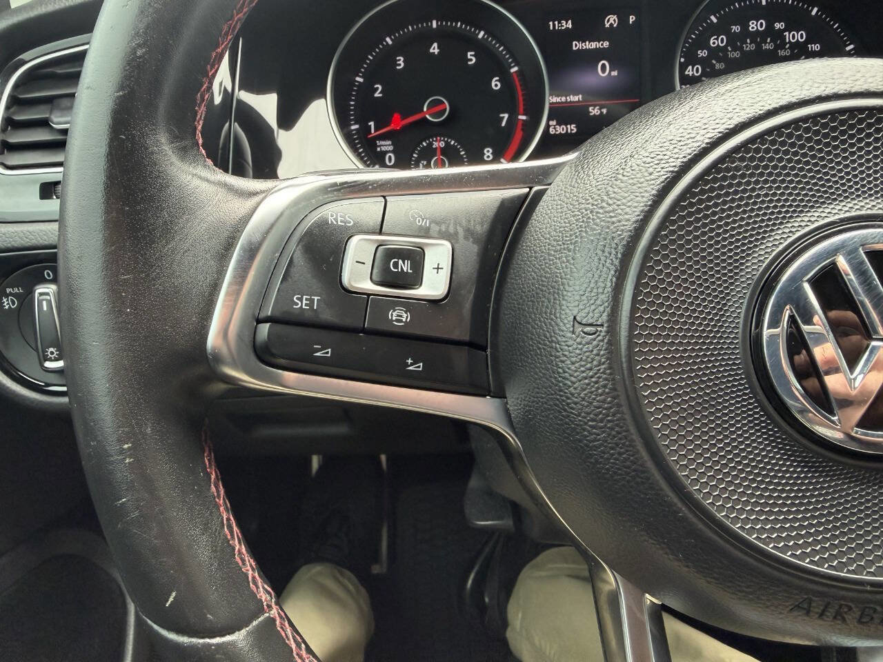 Used 2020 Volkswagen GTI S image 29