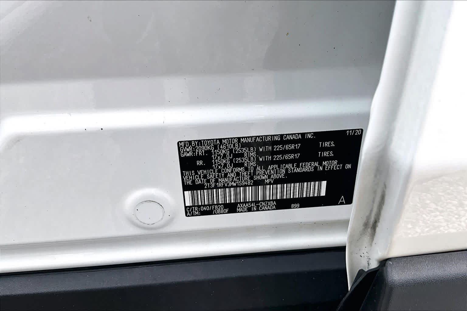 Used 2021 Toyota RAV4 LE AWD/4WD image 36