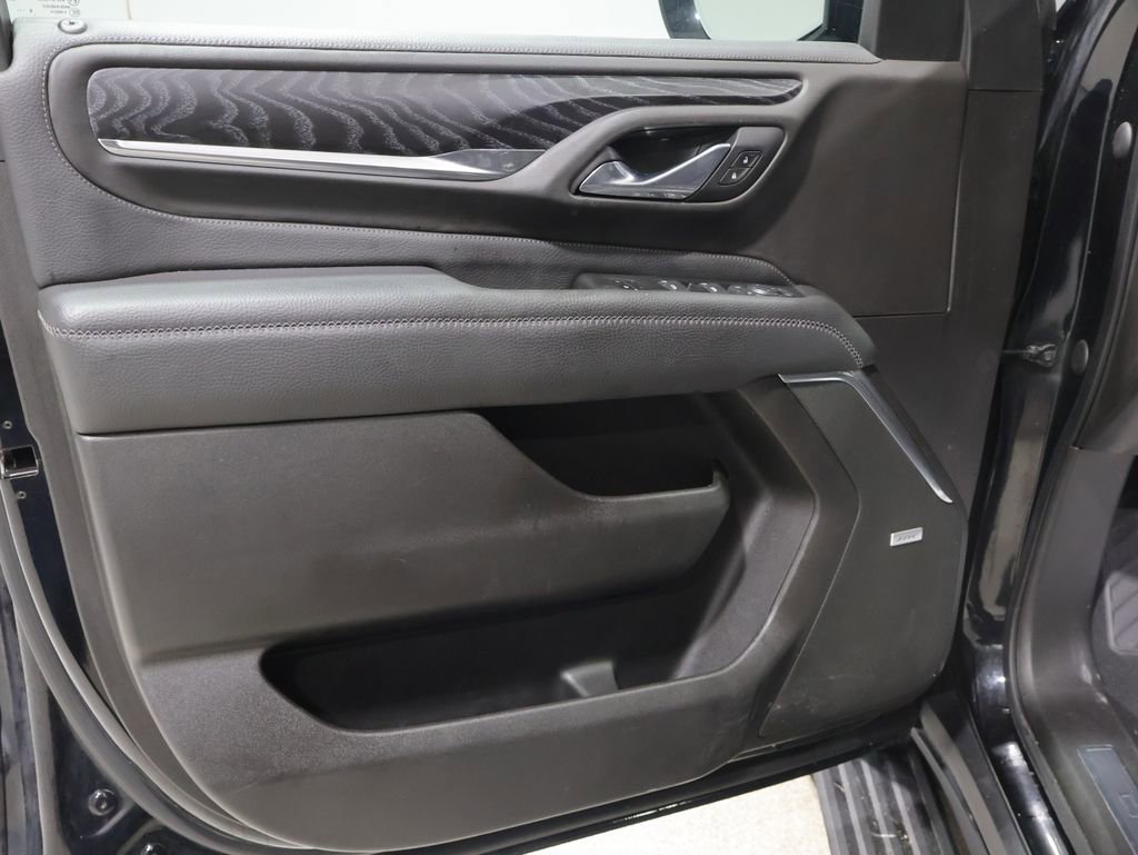 Used 2021 GMC Yukon XL Denali w/ Denali Ultimate Package image 14