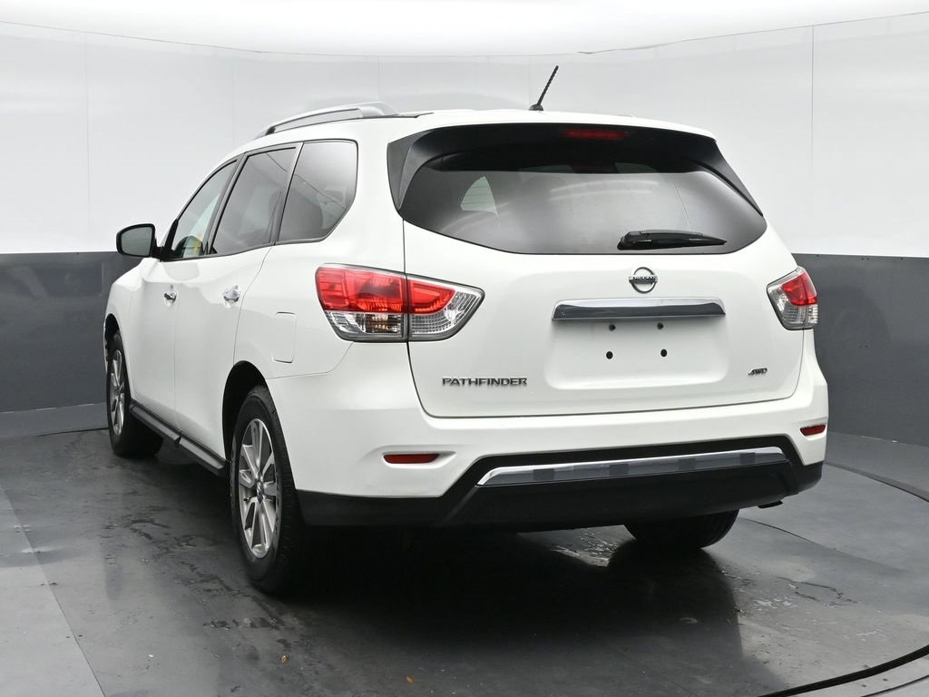 Used 2015 Nissan Pathfinder S image 5