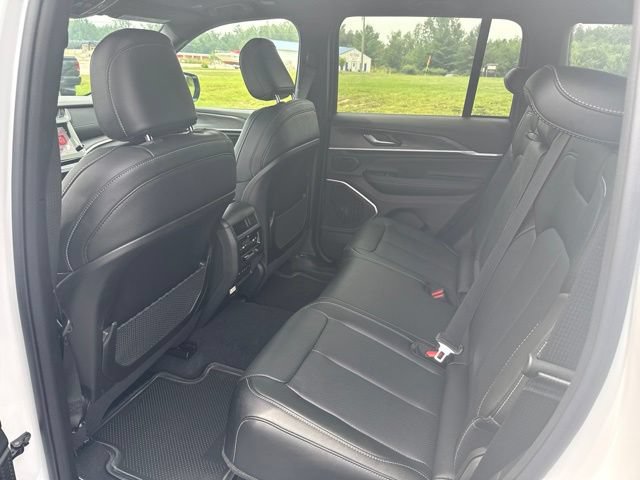 New 2026 Jeep Grand Cherokee Limited AWD/4WD image 36