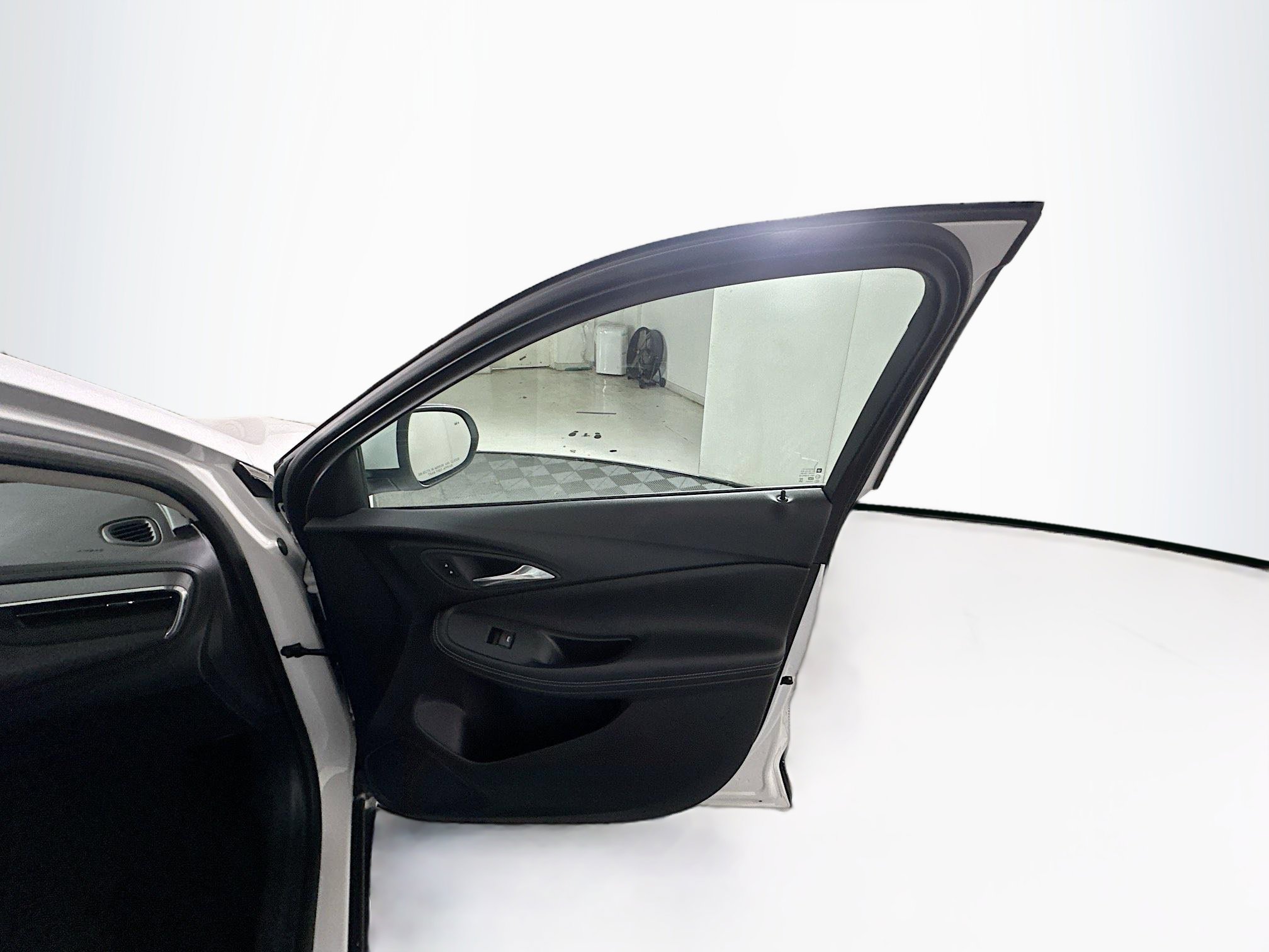 Used 2025 Buick Encore GX Preferred image 31