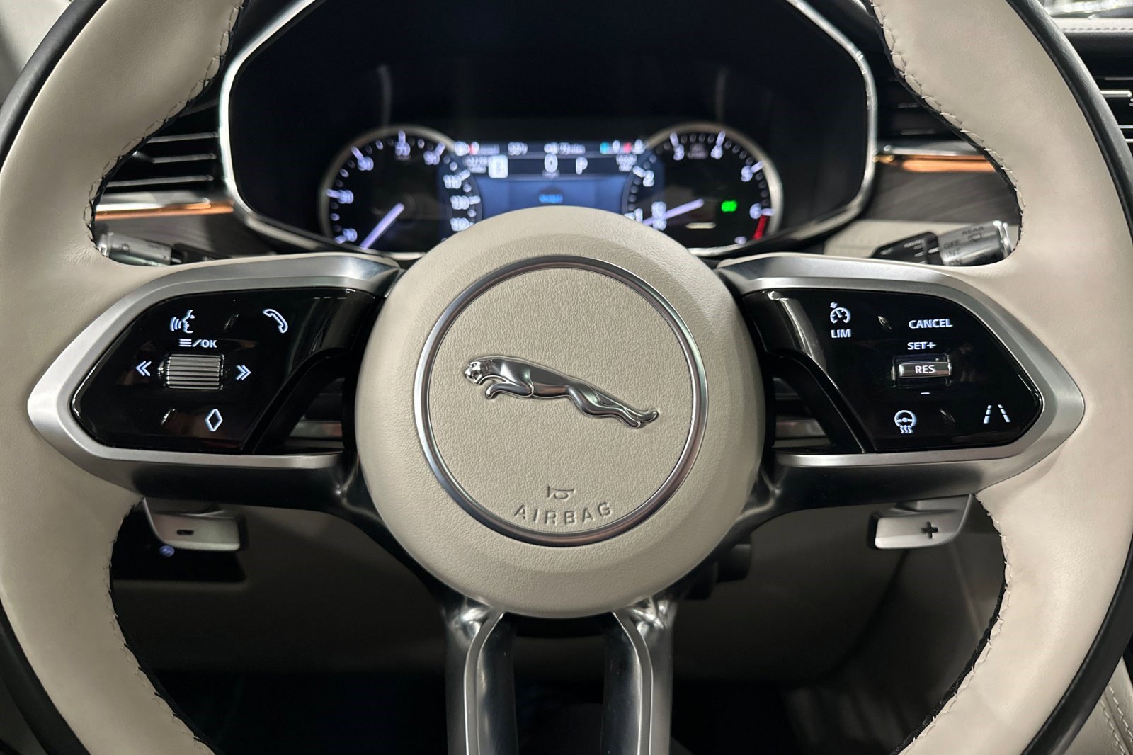 Used 2022 Jaguar F-PACE S image 18