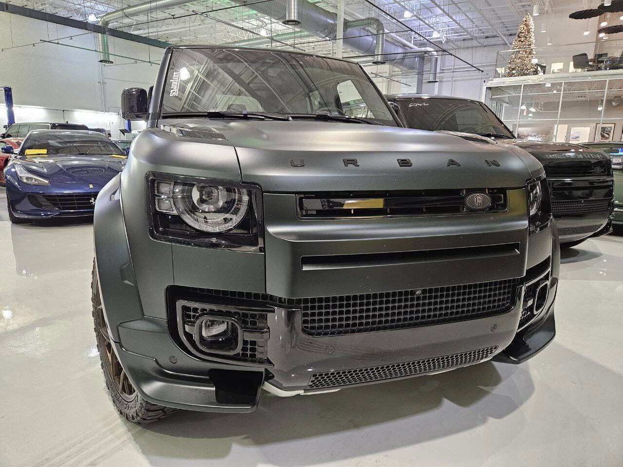 Used 2025 Land Rover Defender 110 V8 image 13