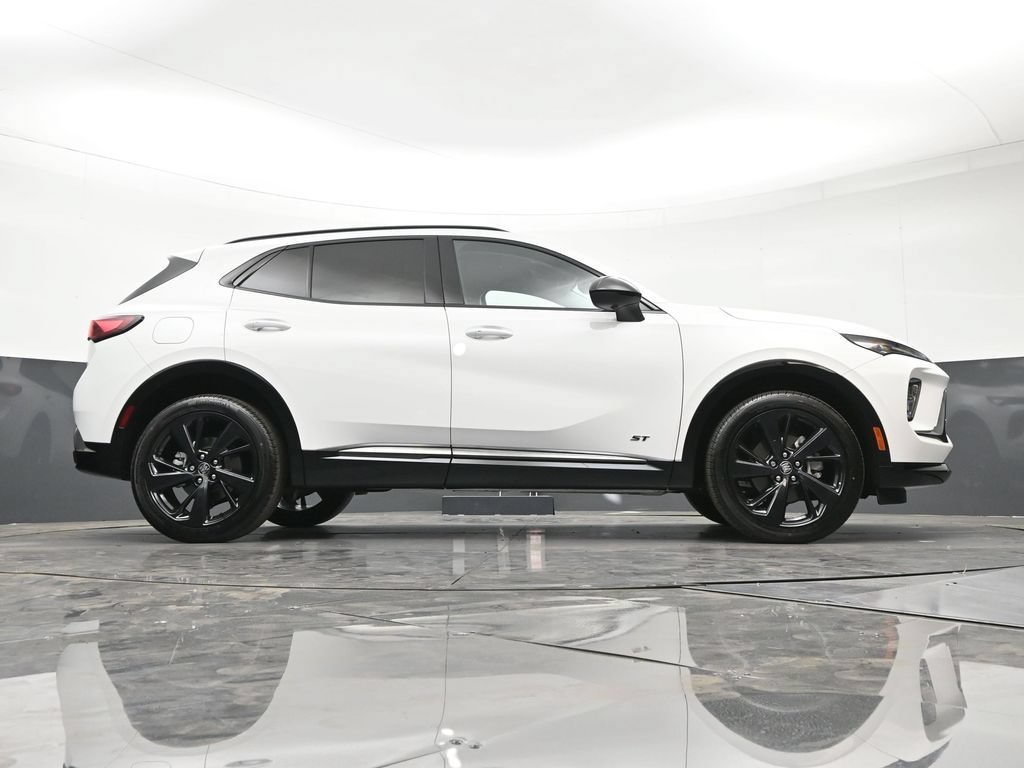 Certified 2026 Buick Envision Sport Touring AWD/4WD image 29