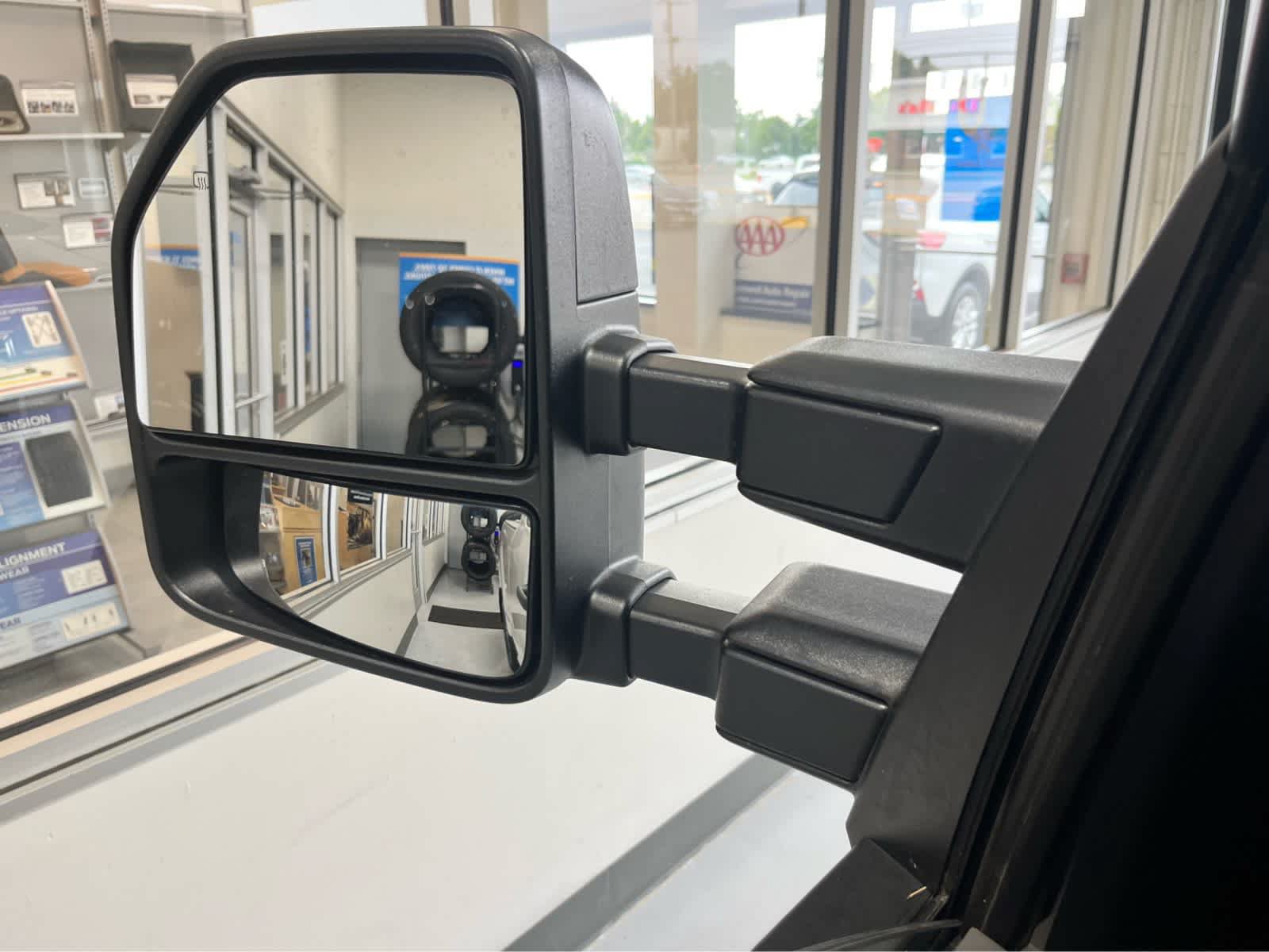 Certified 2019 Ford F250 XLT w/ XLT Value Package AWD/4WD image 35