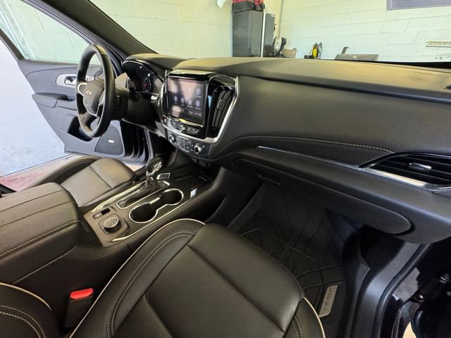Used 2023 Chevrolet Traverse Premier w/ LPO, Floor Liner Package AWD/4WD image 23