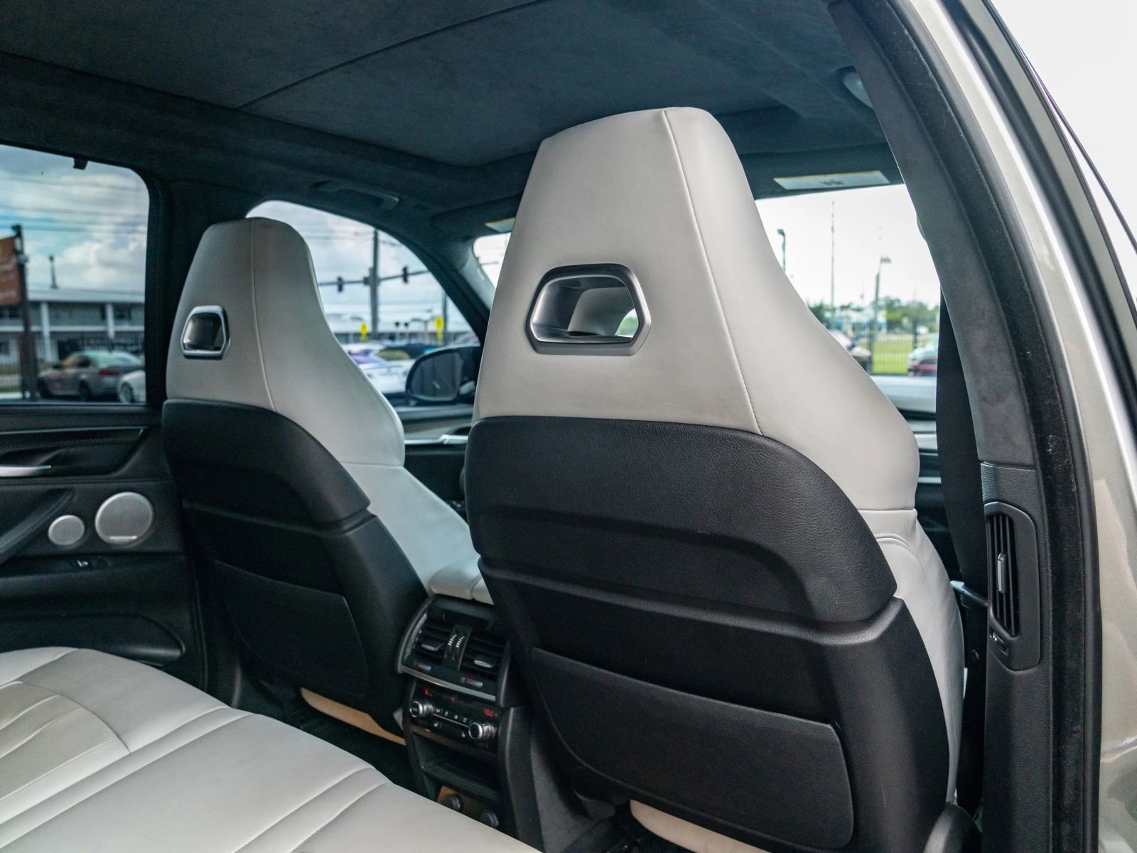 Used 2017 BMW X5 M AWD/4WD image 42