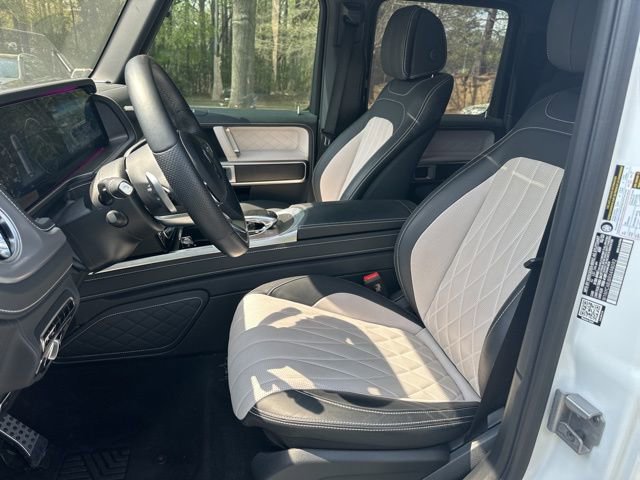Used 2024 Mercedes-Benz G 550 image 12