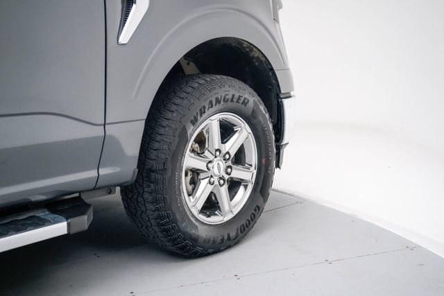 Used 2025 Ford F150 XLT w/ Equipment Group 301A Standard AWD/4WD image 7