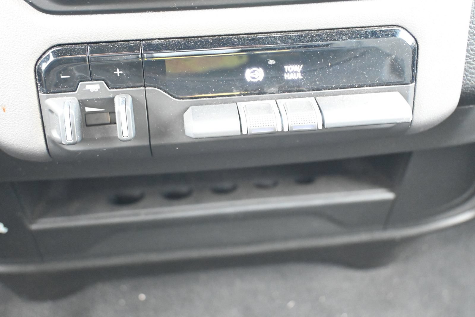 Used 2024 RAM 3500 Big Horn AWD/4WD image 23
