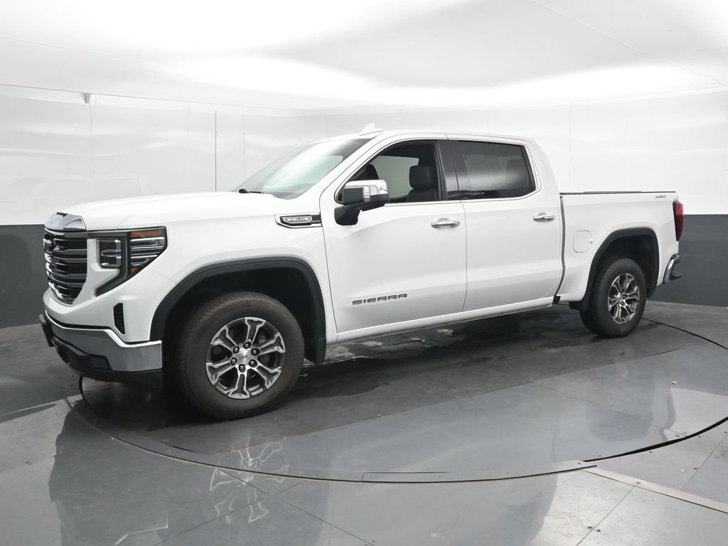 Used 2025 GMC Sierra 1500 SLT AWD/4WD image 9