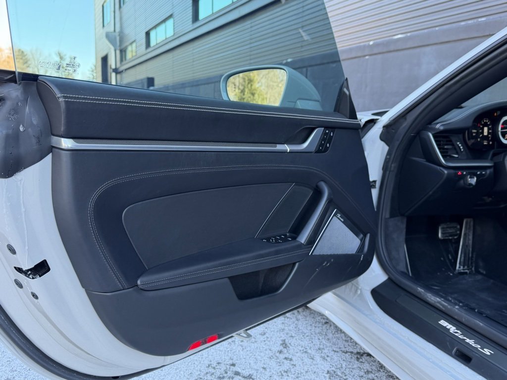 Certified 2022 Porsche 911 Turbo S image 18