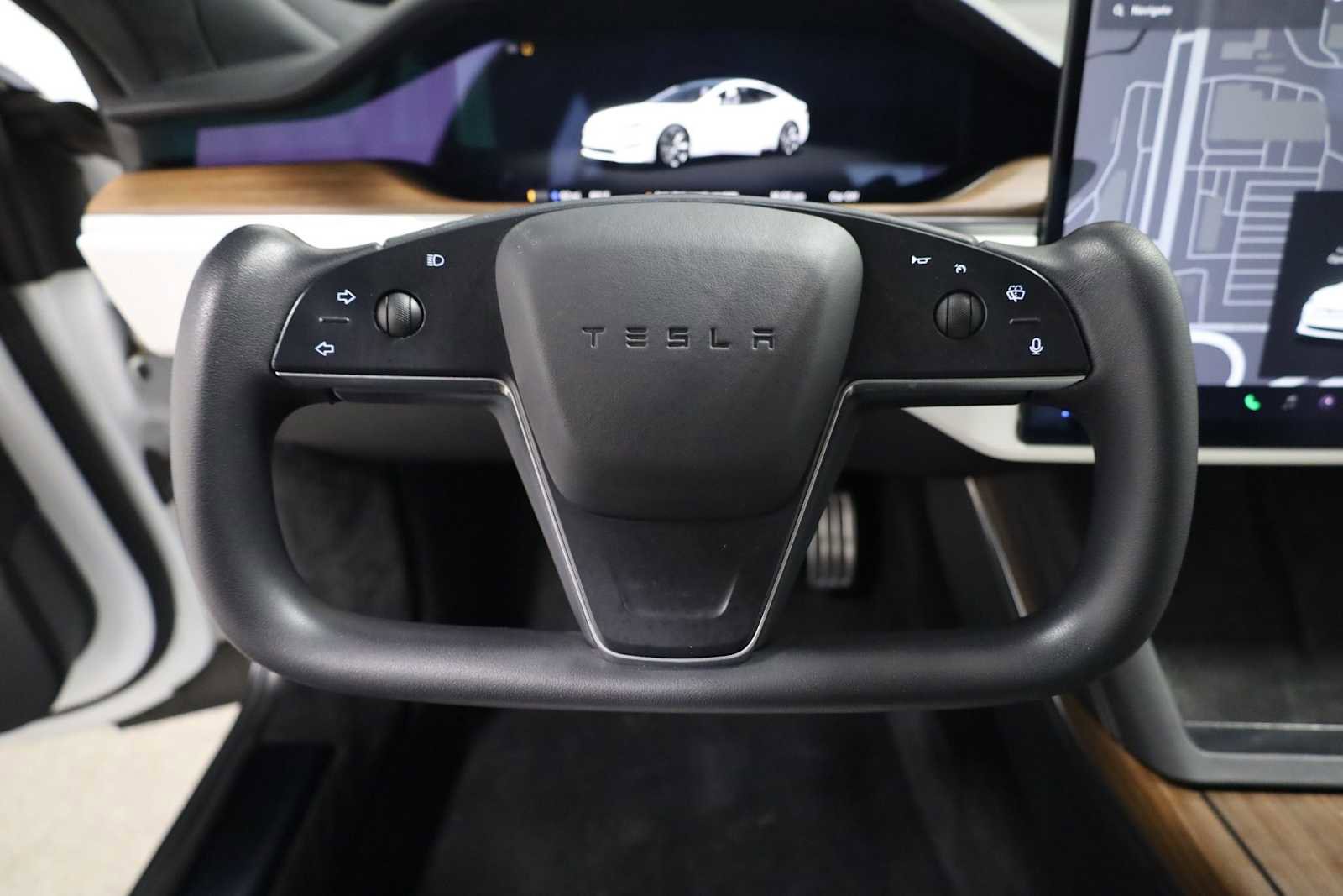 Used 2023 Tesla Model S image 22