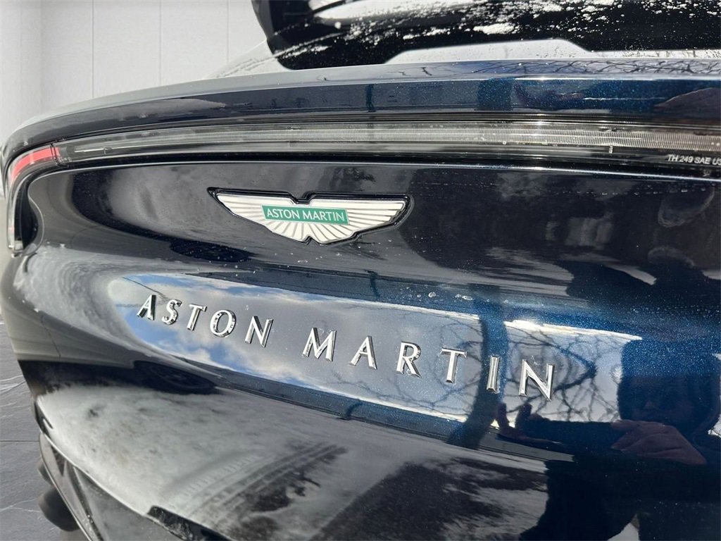 New 2026 Aston Martin DBX 707 image 8