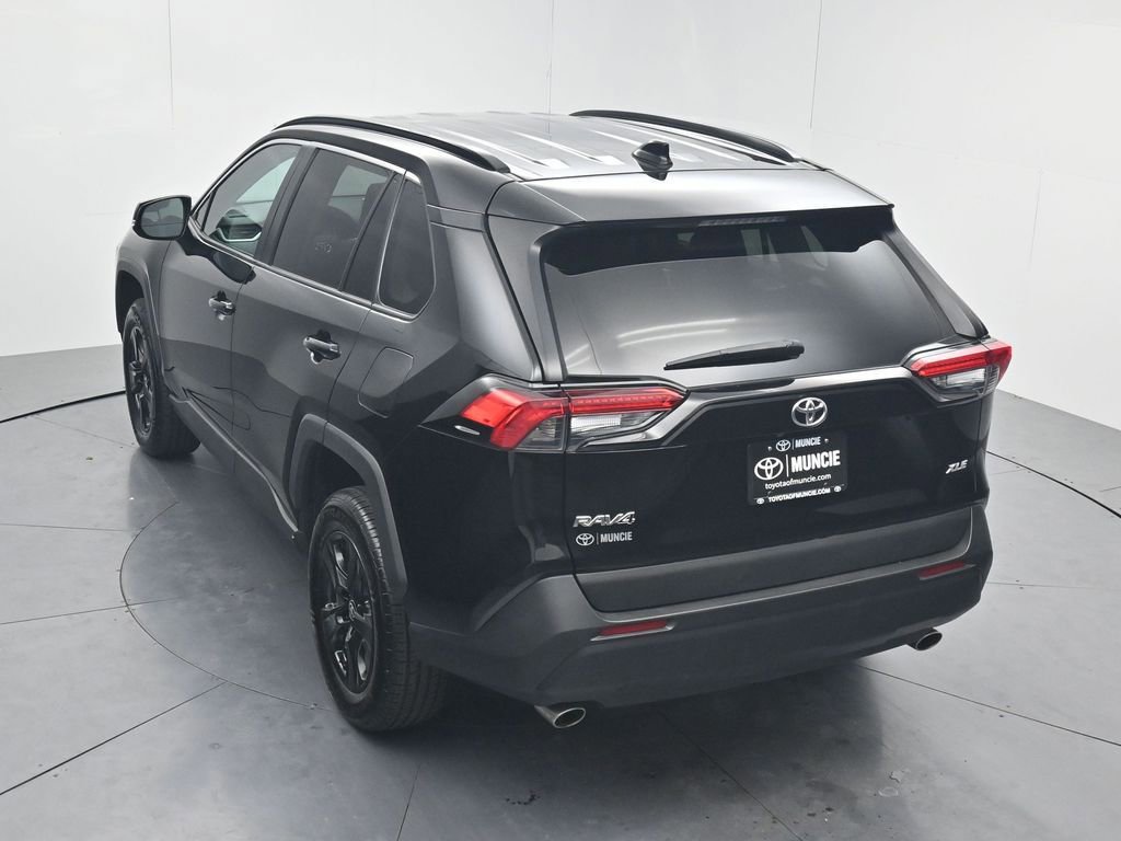 Used 2024 Toyota RAV4 XLE FWD image 54