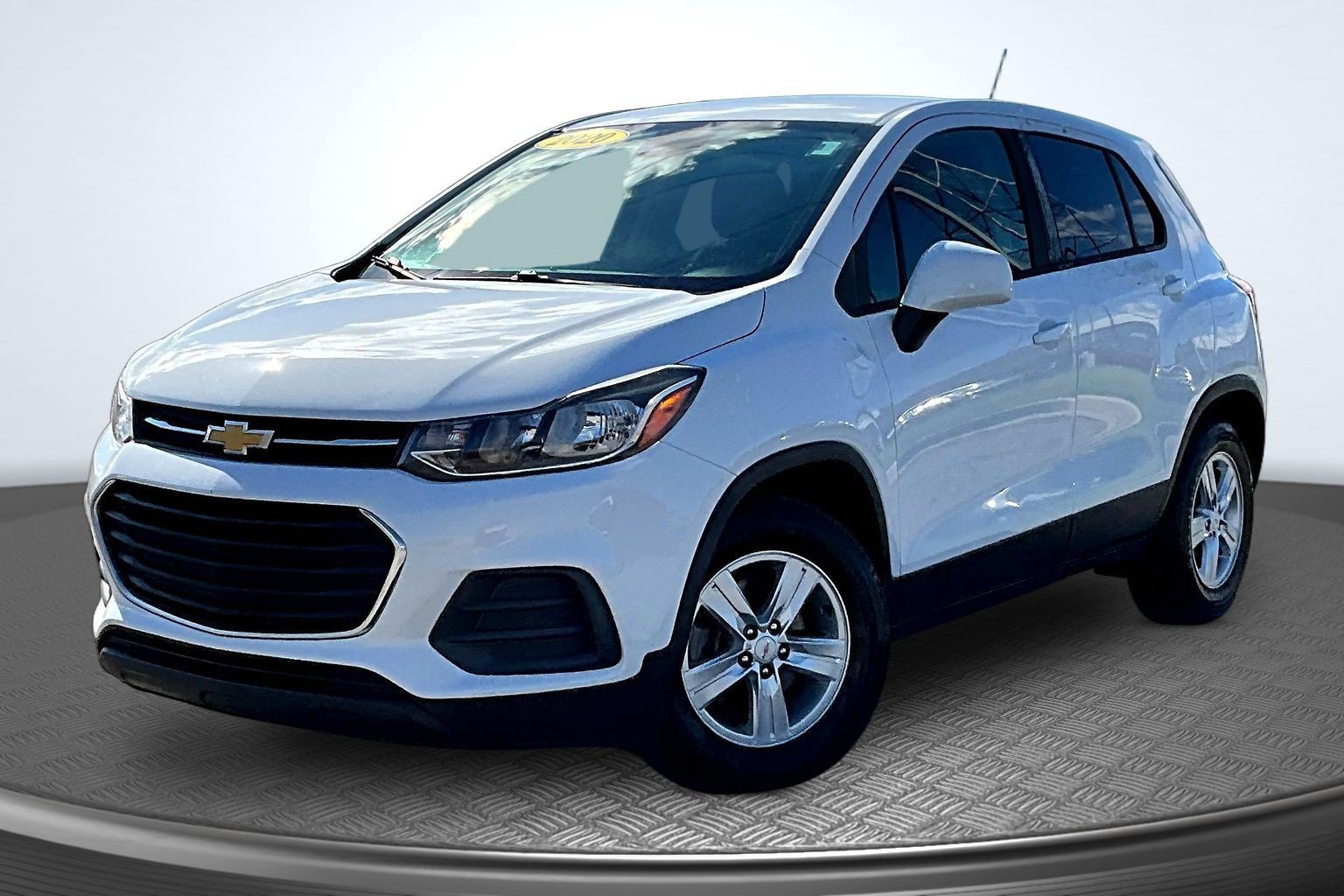 Used 2020 Chevrolet Trax LS w/ Tint and Cruise Package