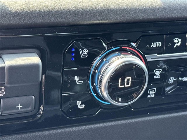 New 2025 GMC Sierra 2500 SLT w/ SLT Premium Package image 22