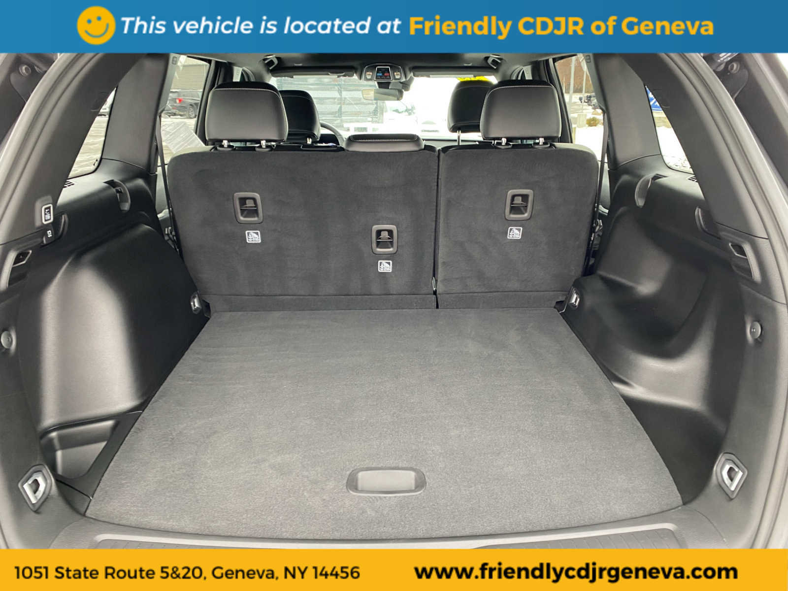 Used 2025 Jeep Grand Cherokee Limited w/ Trailer Tow Package image 22