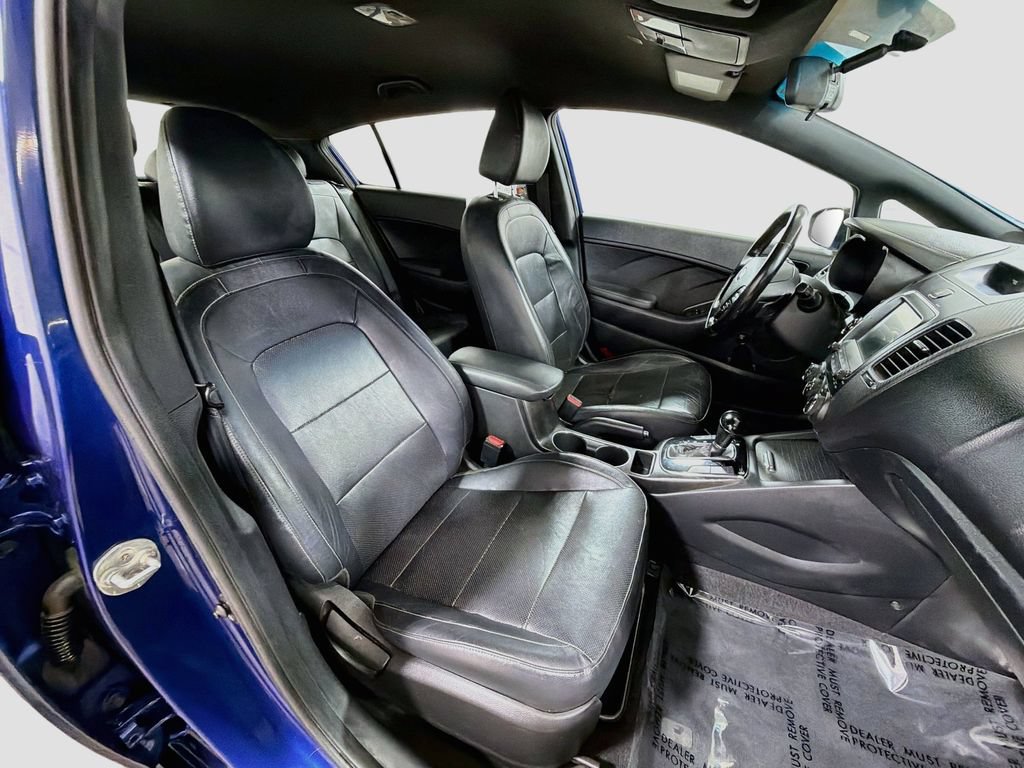 Used 2017 Kia Forte SX FWD image 28