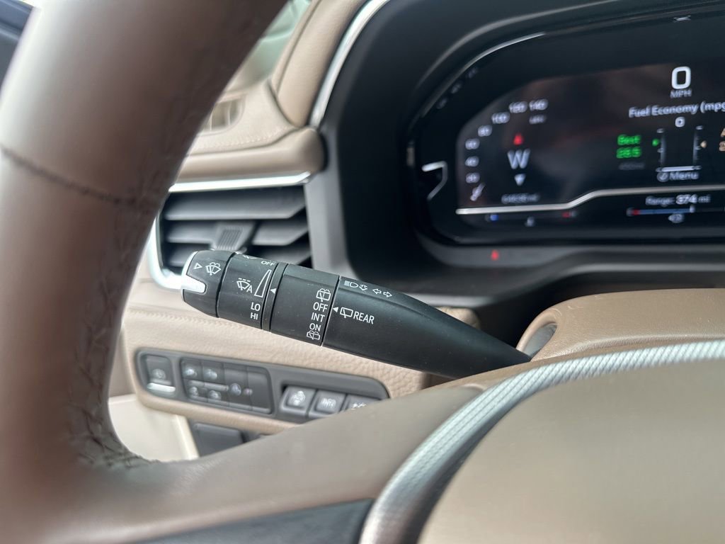 Certified 2023 GMC Yukon XL Denali image 31