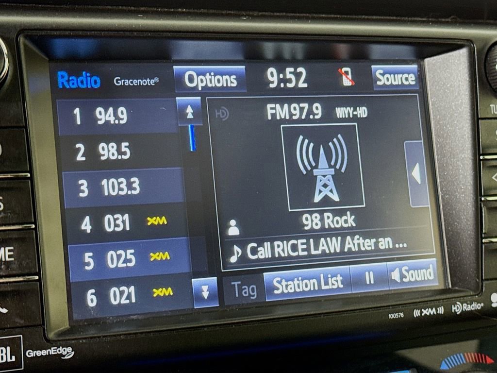 Used 2017 Toyota RAV4 SE w/ Advanced Technology Package image 6