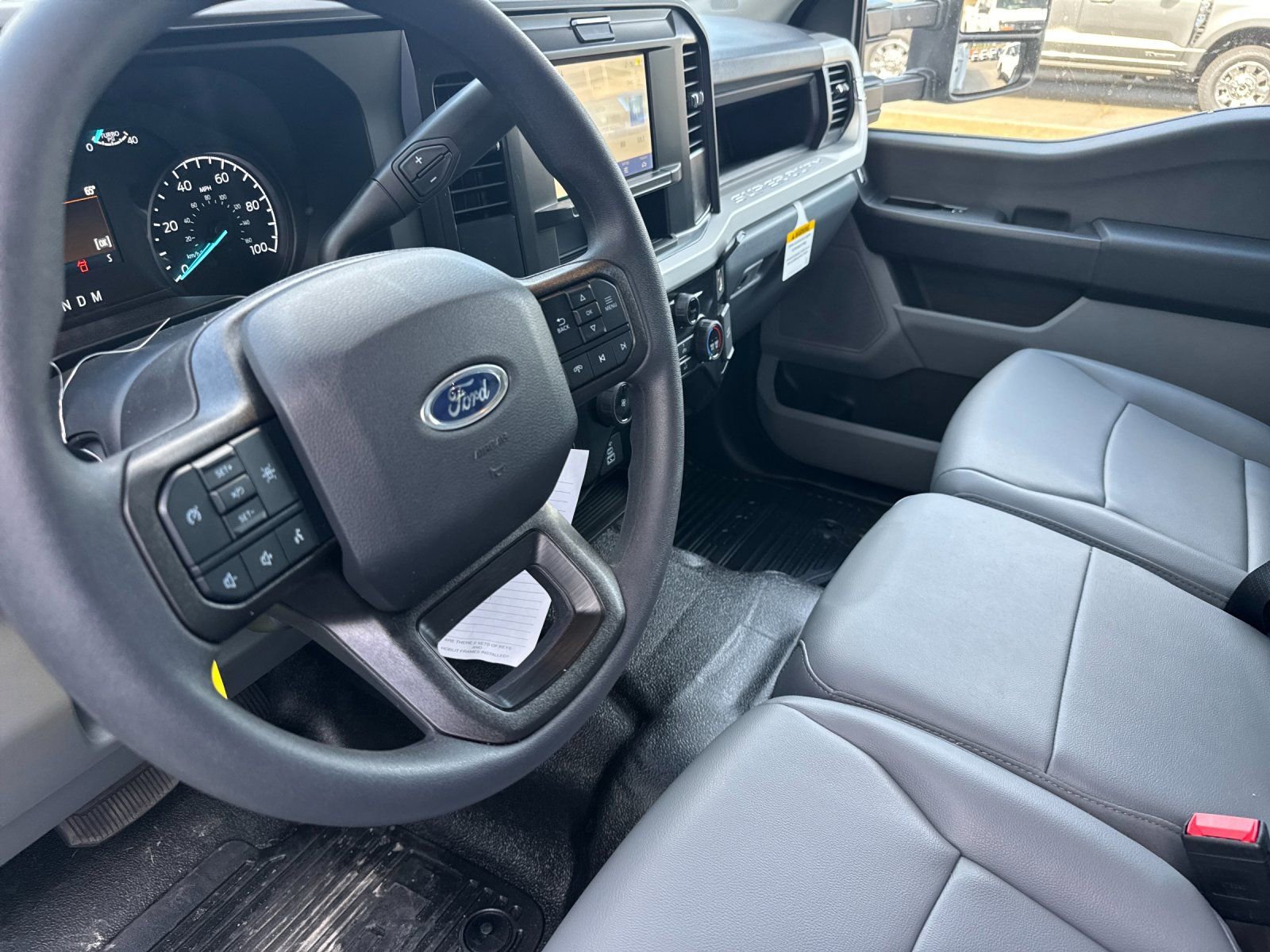 New 2026 Ford F550 4x4 Crew Cab Super Duty image 9