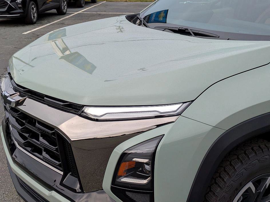 New 2026 Chevrolet Equinox ACTIV w/ Convenience Package III image 10