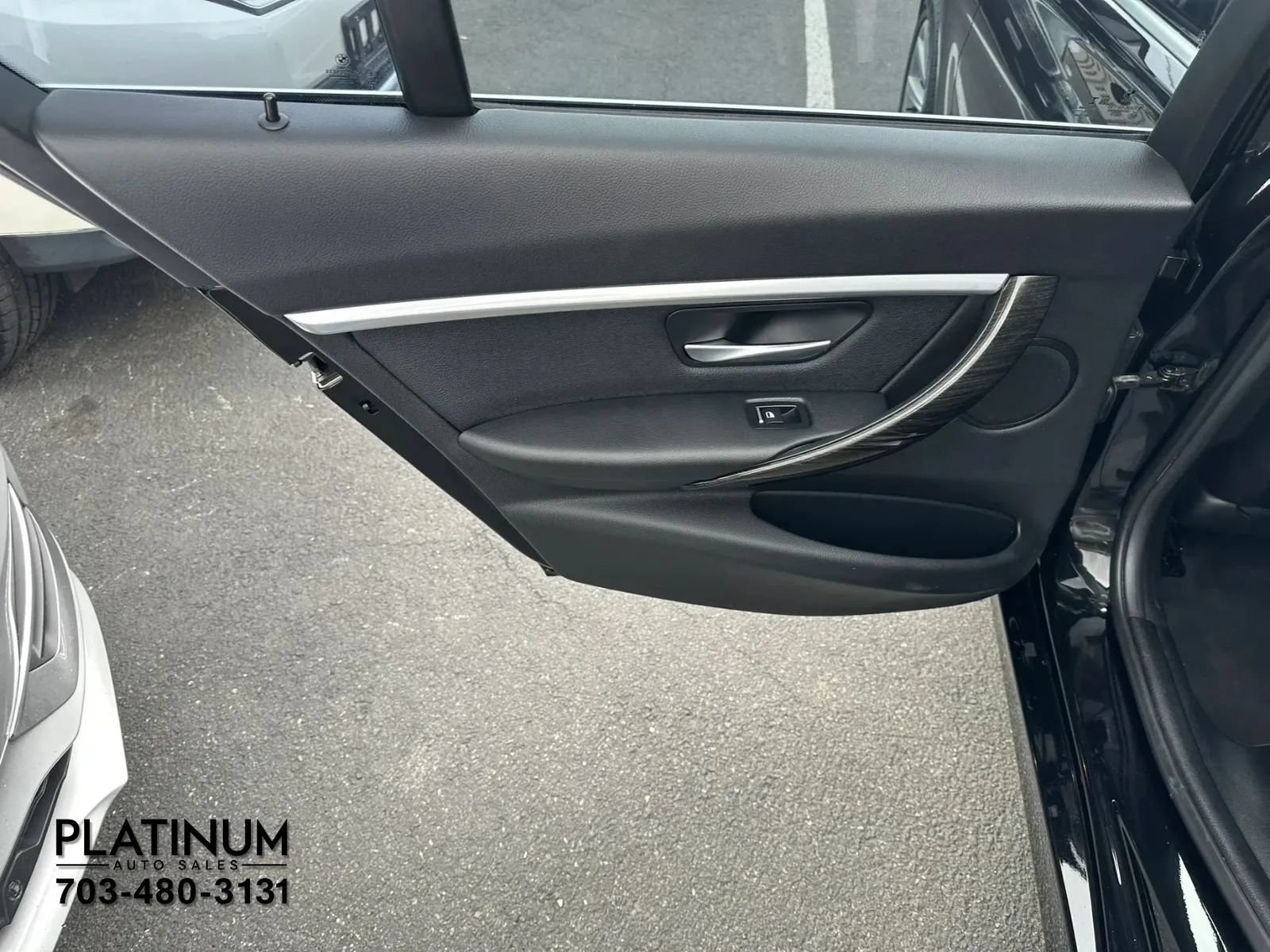 Used 2018 BMW 330i Sedan RWD image 19