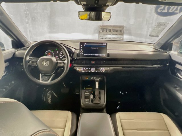 Used 2025 Honda CR-V Sport Touring image 28