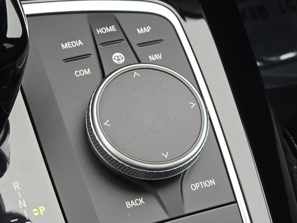 Used 2024 BMW X3 xDrive30i image 9